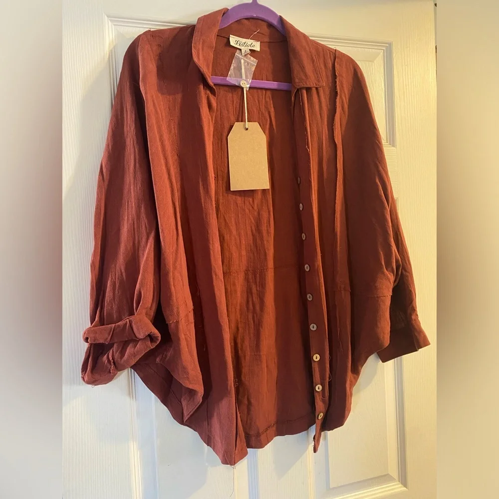 Listicle button down - Picture 1 of 7